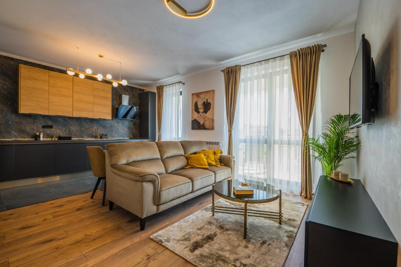 Themuseapartament Alba Iulia Bagian luar foto